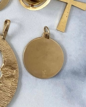 2 gold charms