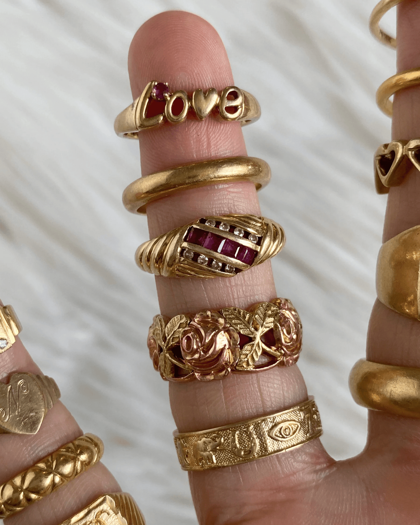 Solid gold 14k and 18k rings - Golden Green Obsession