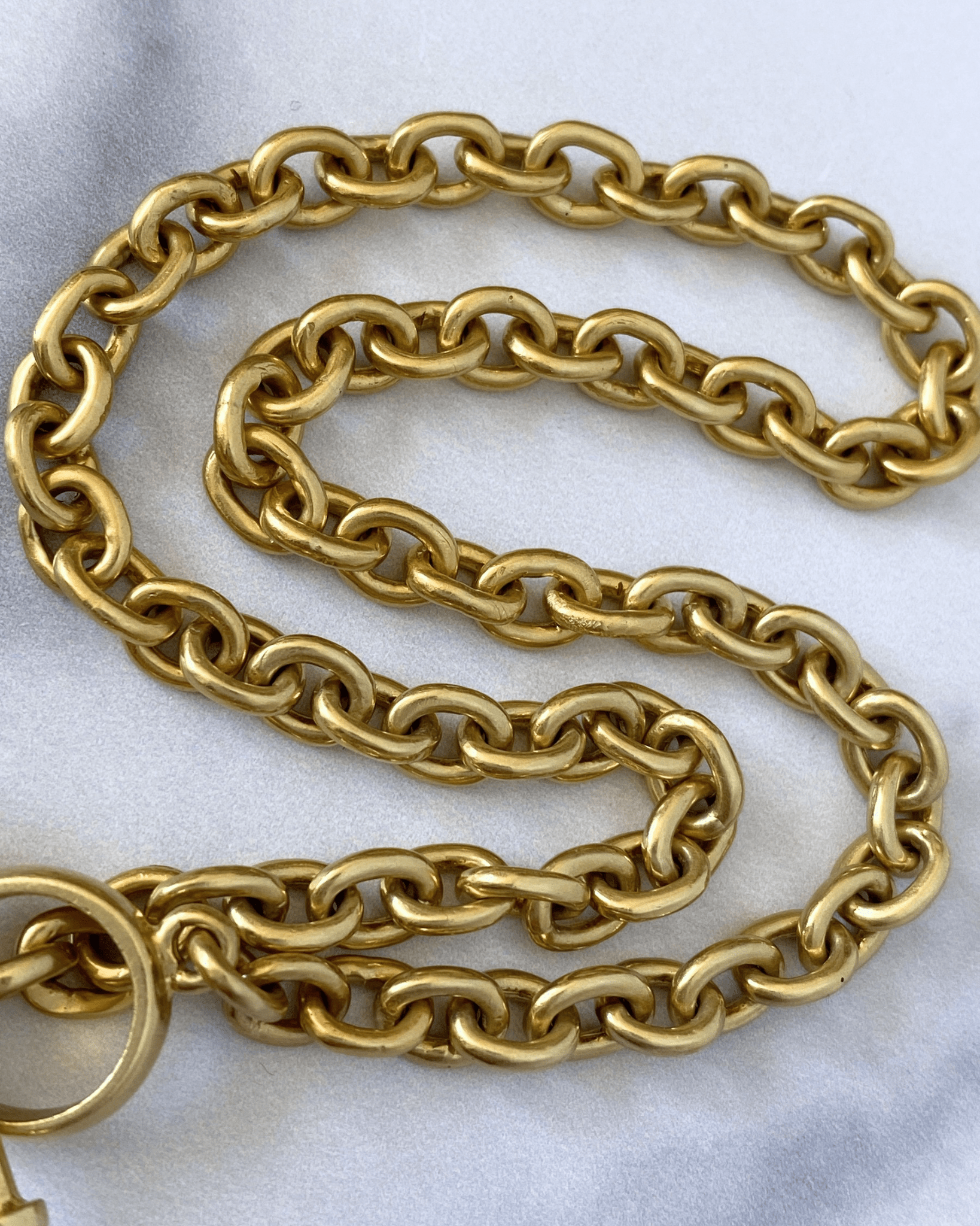 14k gold heavy cable chain with toggle closure - Golden Green Obsession