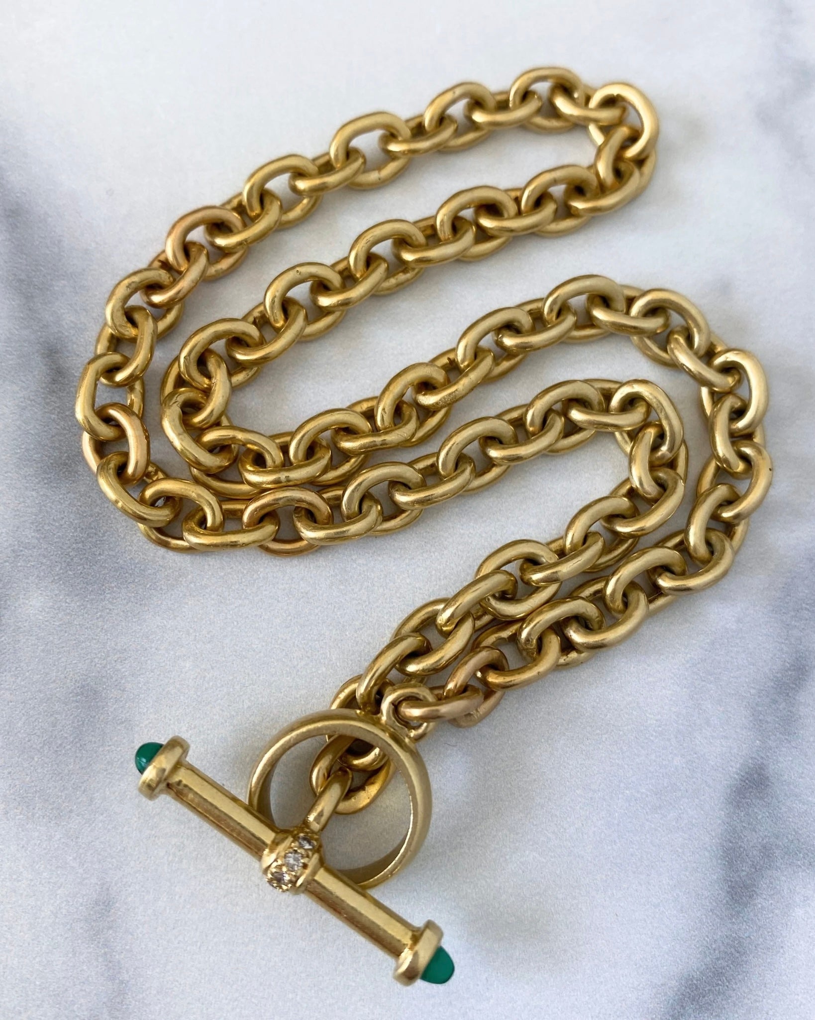 14k gold heavy cable chain with toggle closure - Golden Green Obsession