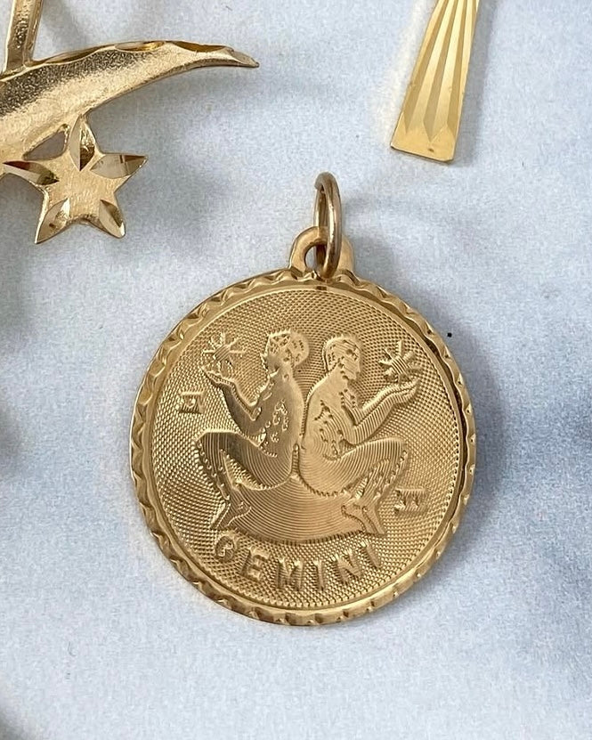2 gold charms