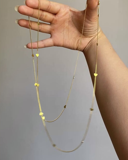 Vintage 18k gold heart station link chain necklace