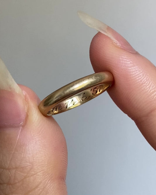 Vintage 14k gold engraved wedding band