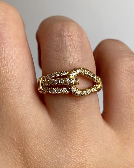 18k gold diamond ring