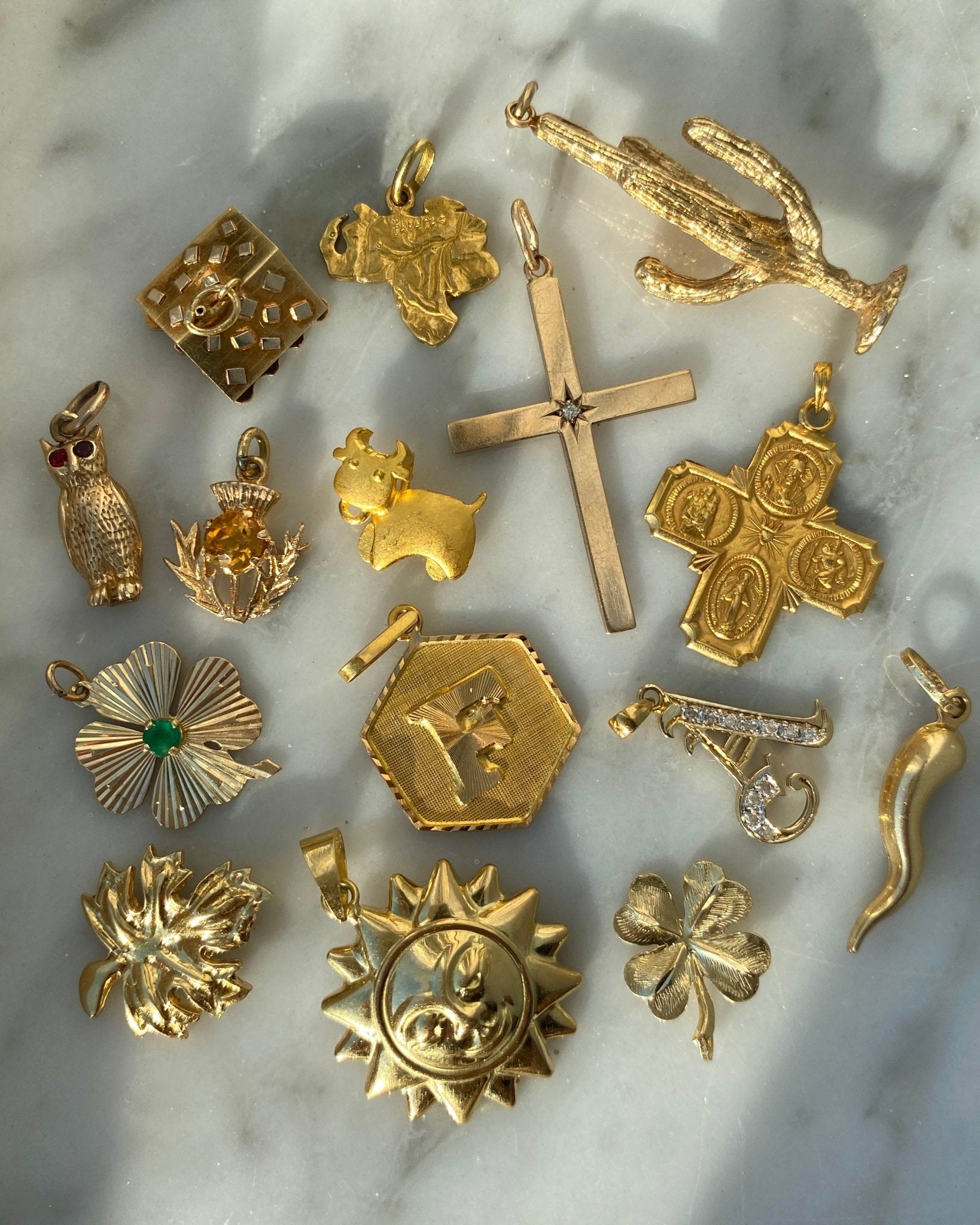 Solid gold 14k & 18k charms - Golden Green Obsession