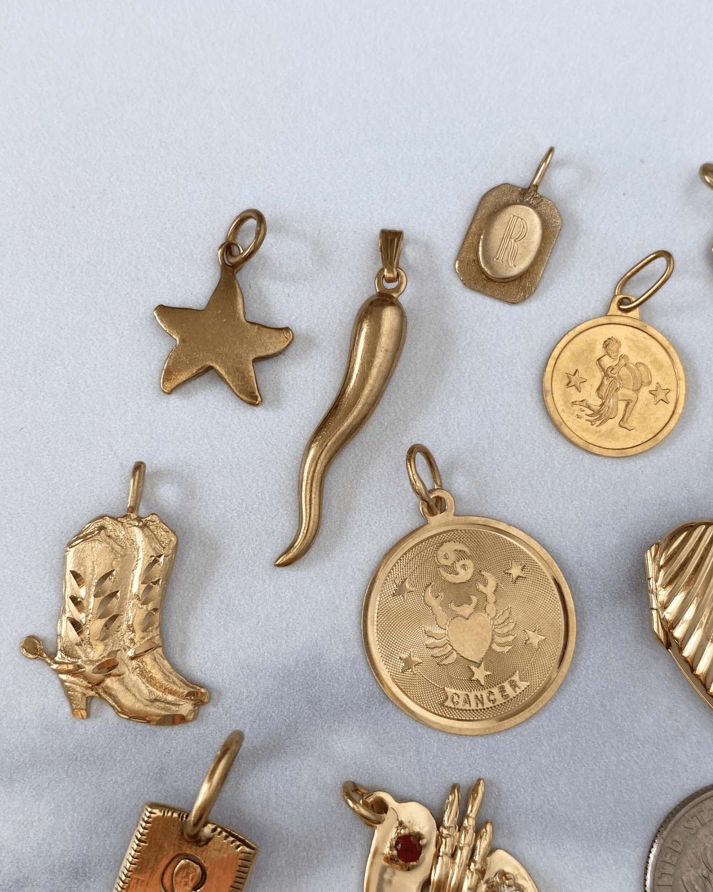 Solid gold 14k and 18k charms & pendants - Golden Green Obsession