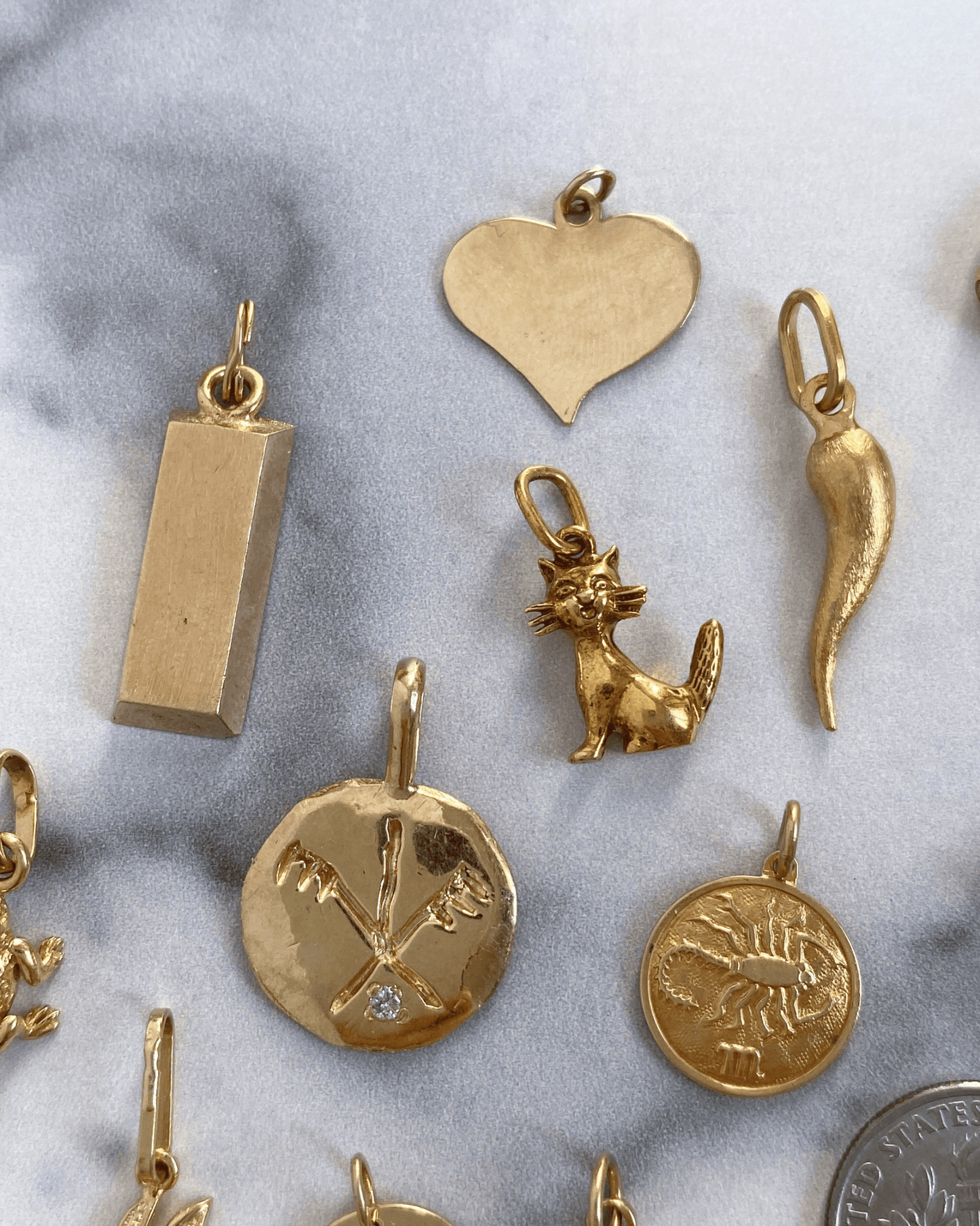 Solid gold 14k and 18k charms & pendants - Golden Green Obsession