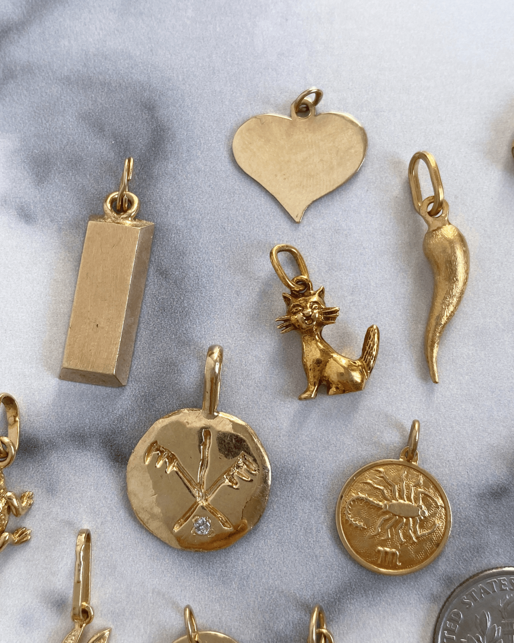 Solid gold 14k and 18k charms & pendants - Golden Green Obsession