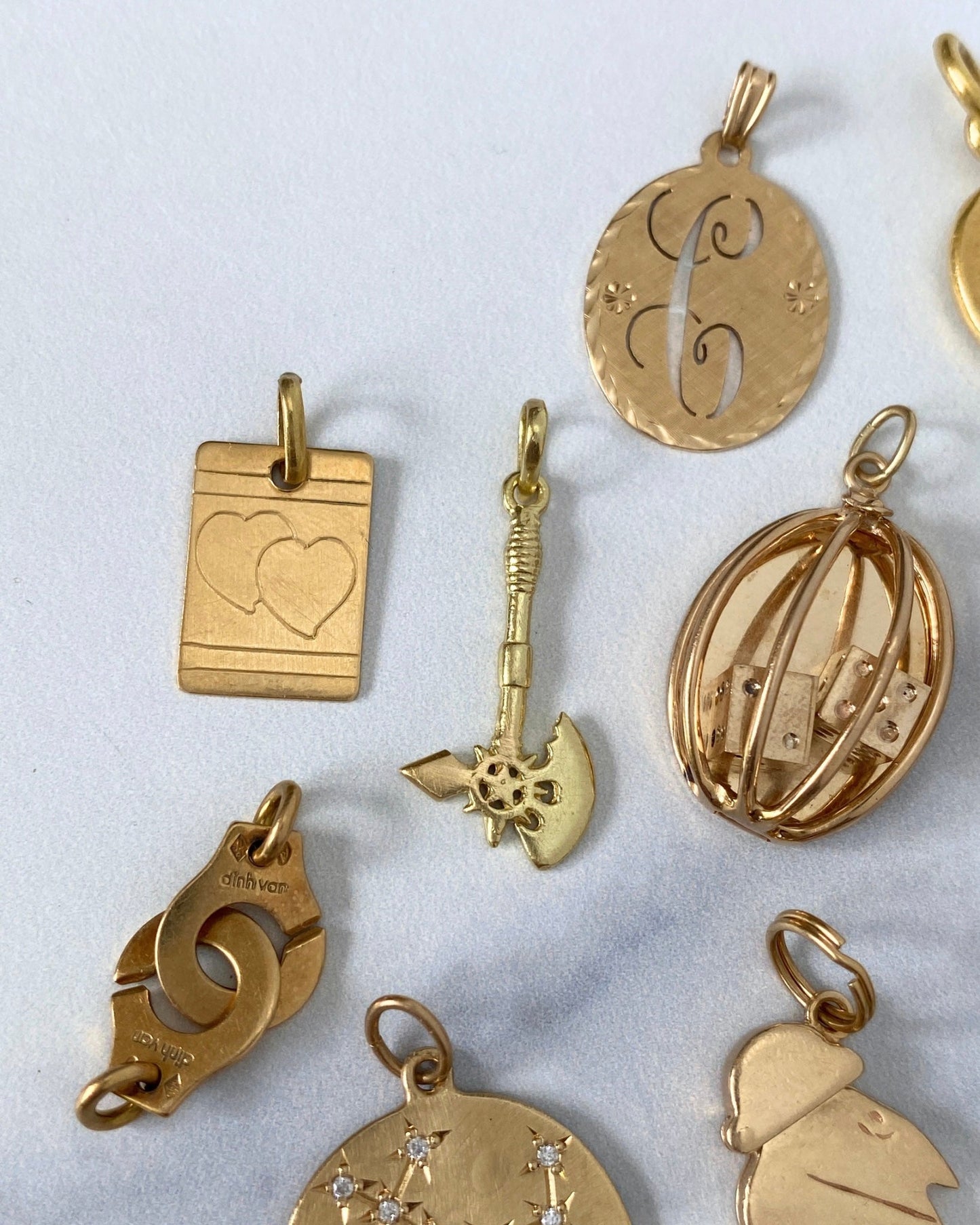 Solid gold 14k and 18k charms & pendants - Golden Green Obsession