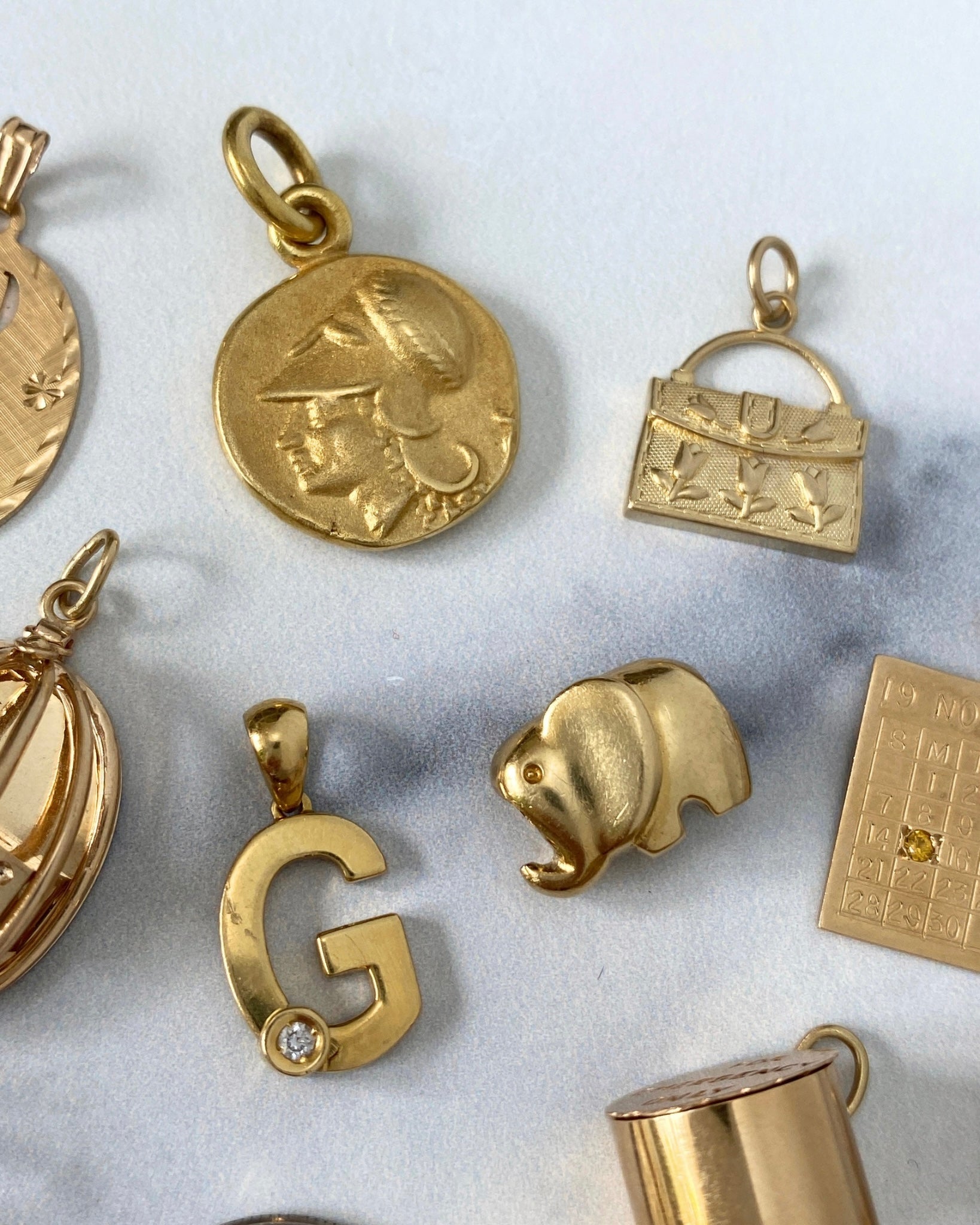 Solid gold 14k and 18k charms & pendants - Golden Green Obsession