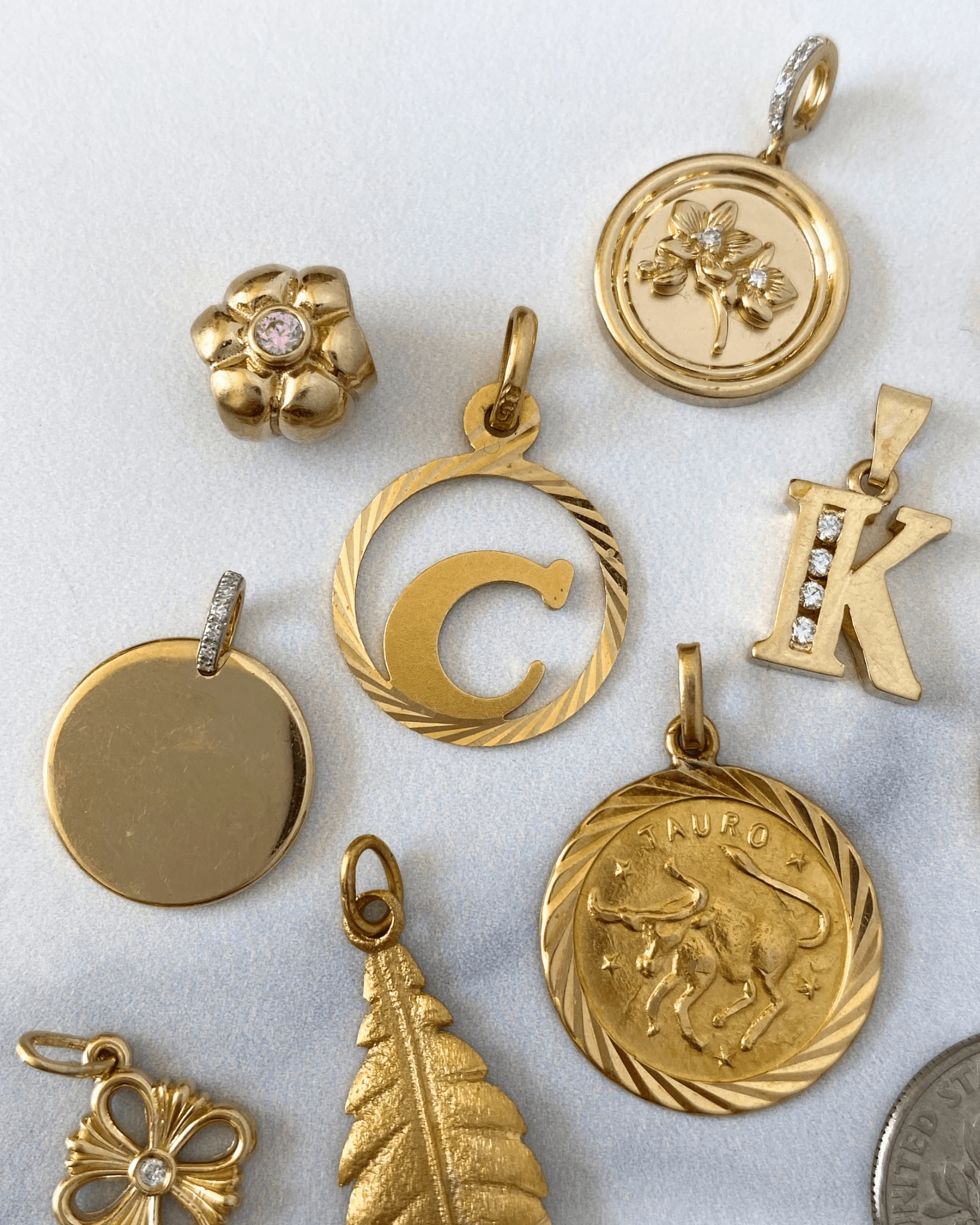 Solid gold 14k and 18k charms & pendants - Golden Green Obsession