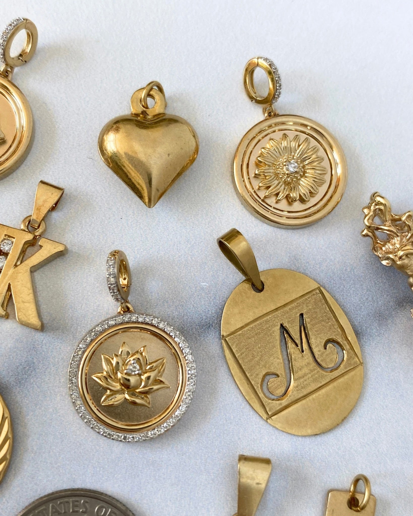 Solid gold 14k and 18k charms & pendants - Golden Green Obsession