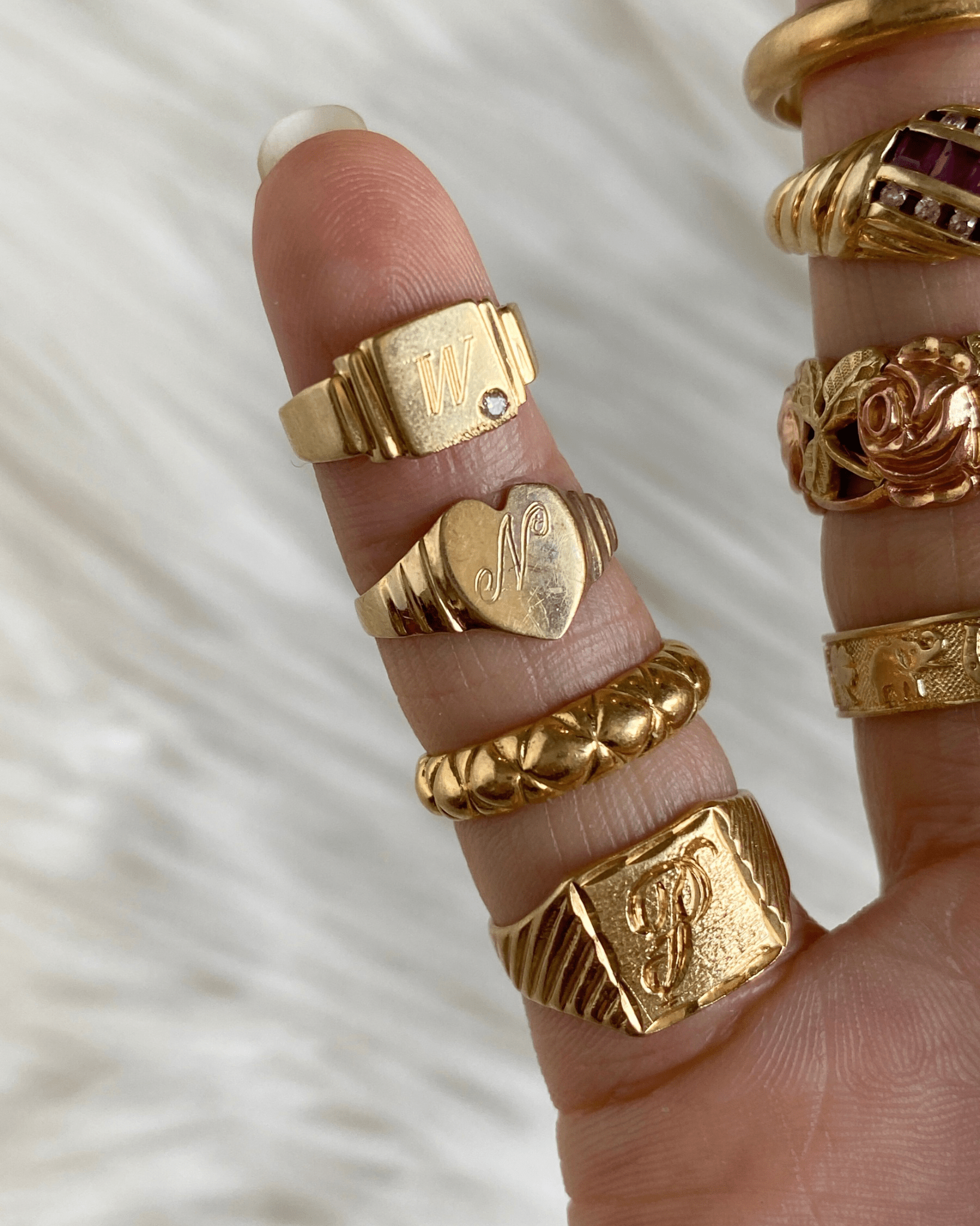 Solid gold 14k and 18k rings - Golden Green Obsession