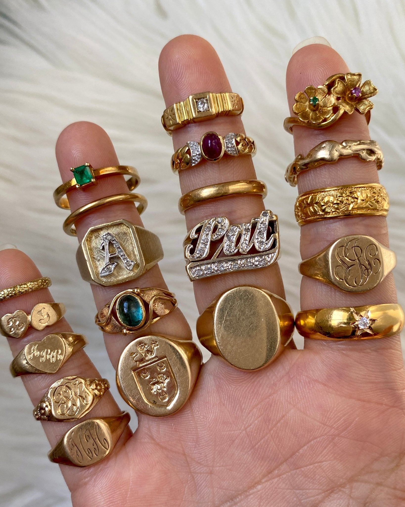 Solid gold antique/vintage 10k, 14k, 18k, and 22k rings - Golden Green Obsession