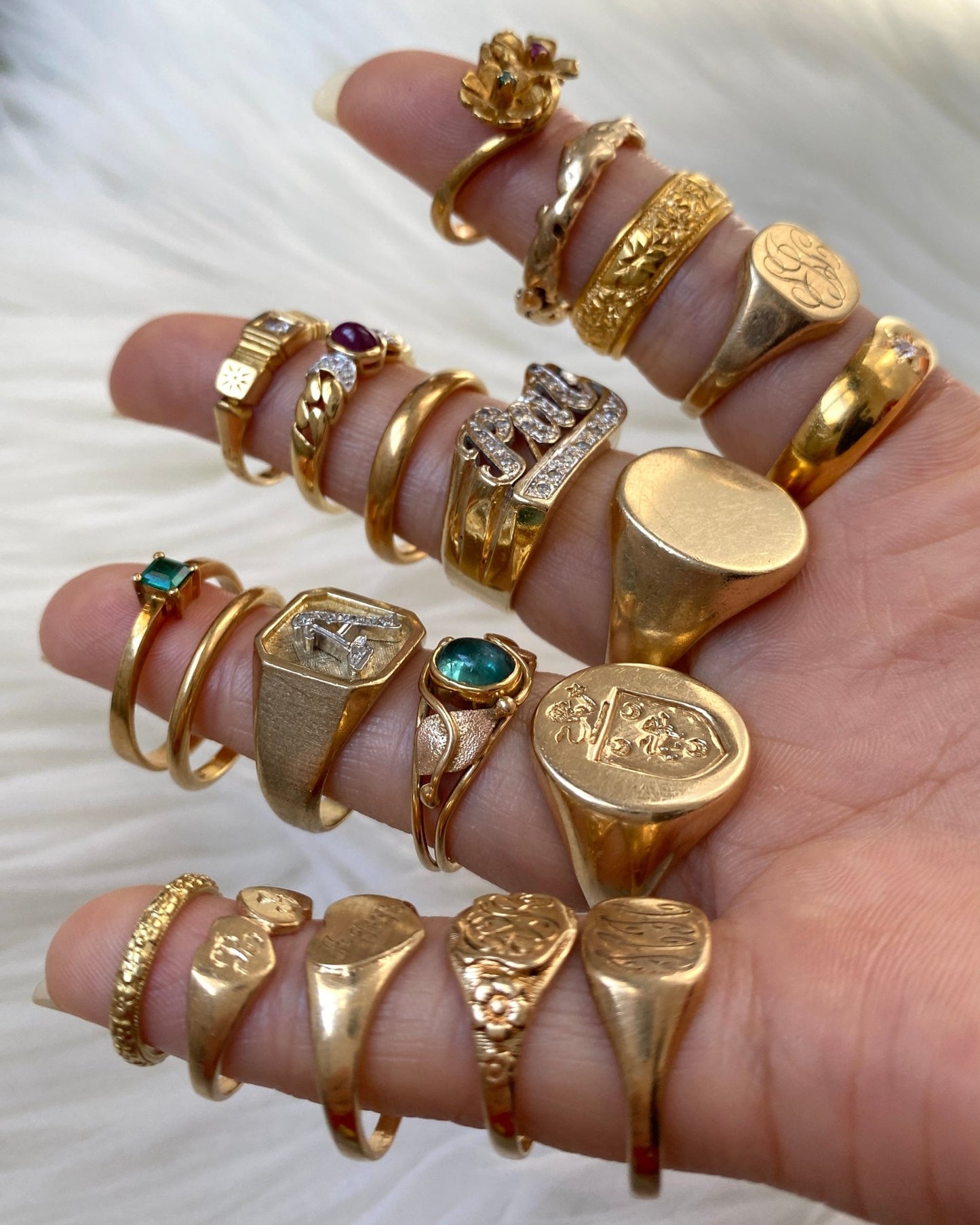 Solid gold antique/vintage 10k, 14k, 18k, and 22k rings - Golden Green Obsession