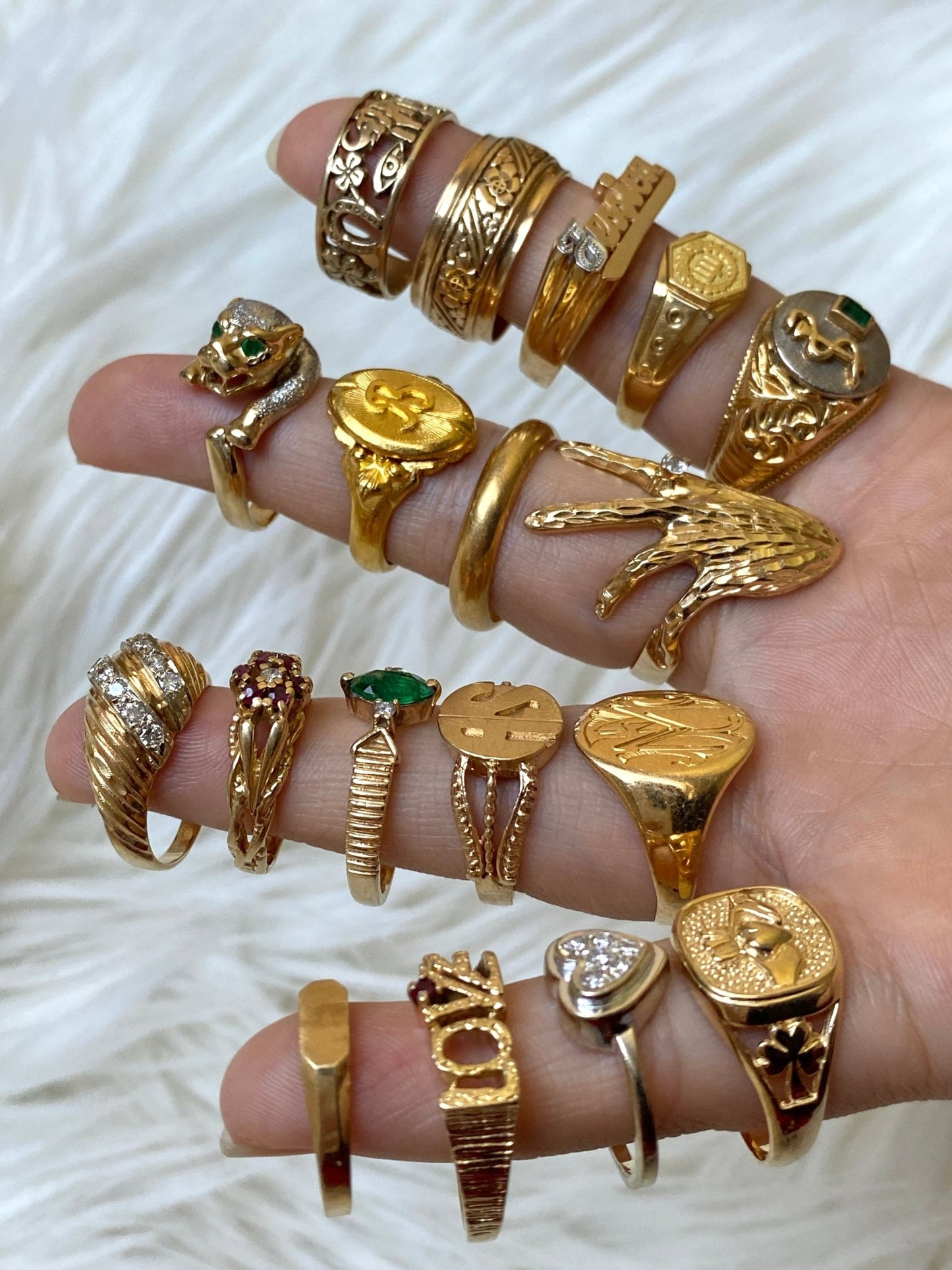 Solid gold vintage 14k, 18k, and 24k rings - Golden Green Obsession